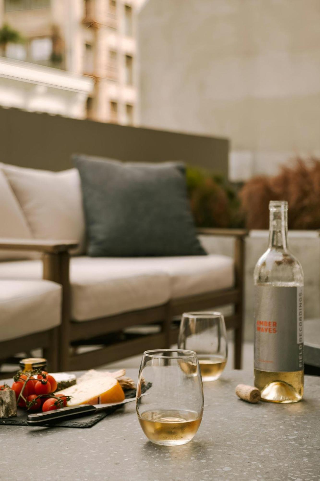Sonder By Marriott Bonvoy The Winfield Apartments Downtown La Лос-Анджелес Экстерьер фото